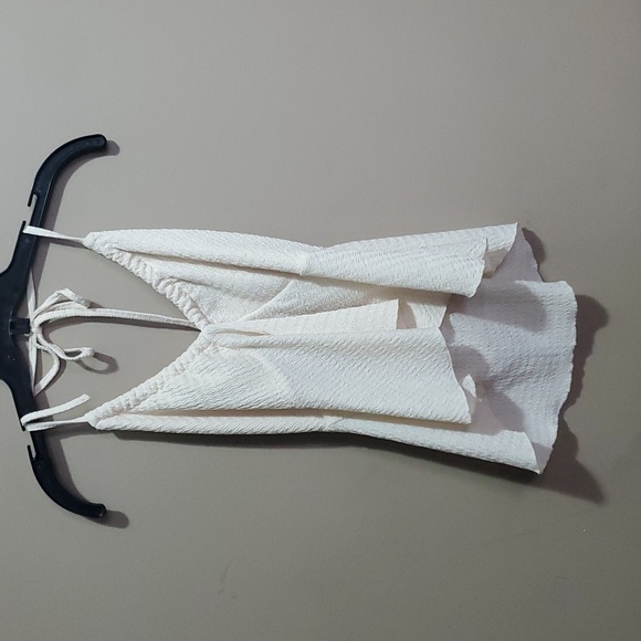 Source Unknown Tops - Cream halter style top size large